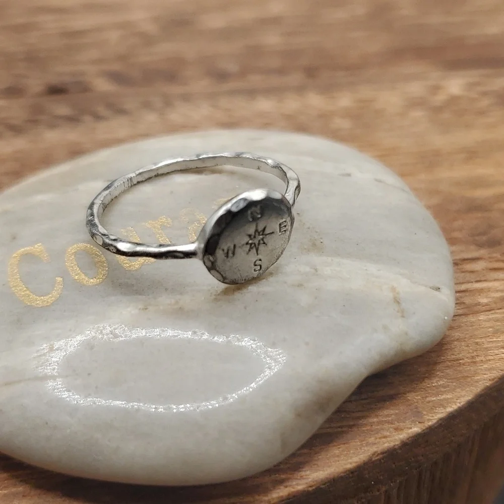 Pura vida Size‎ 6 sterling silver compass ring R331